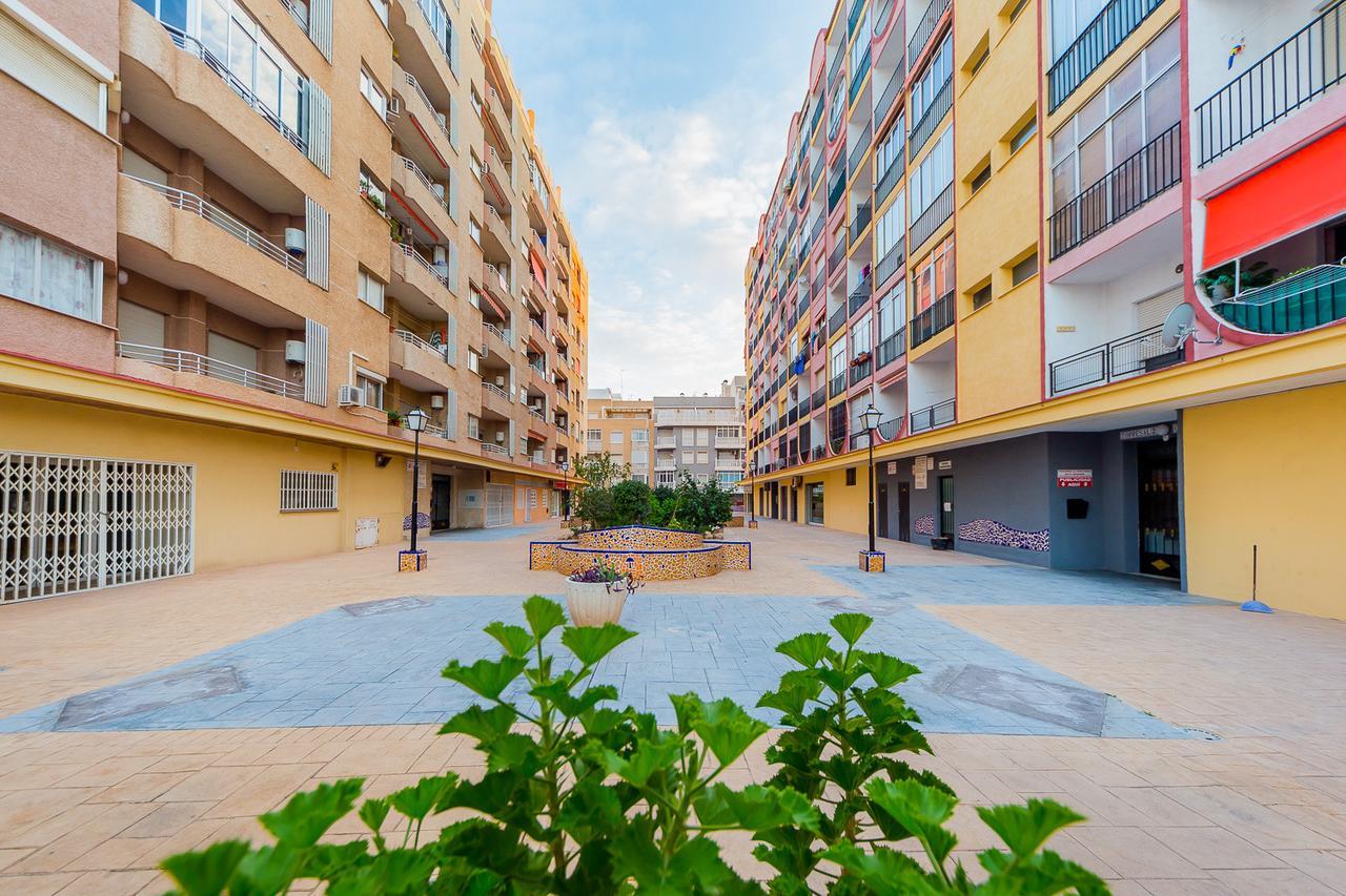 Ferienwohnung Alegria Id33 Torrevieja Exterior foto