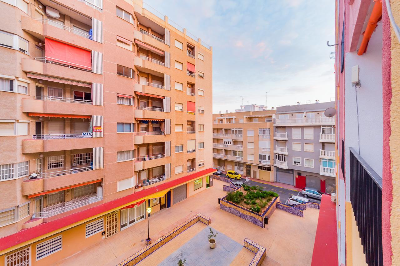 Ferienwohnung Alegria Id33 Torrevieja Exterior foto